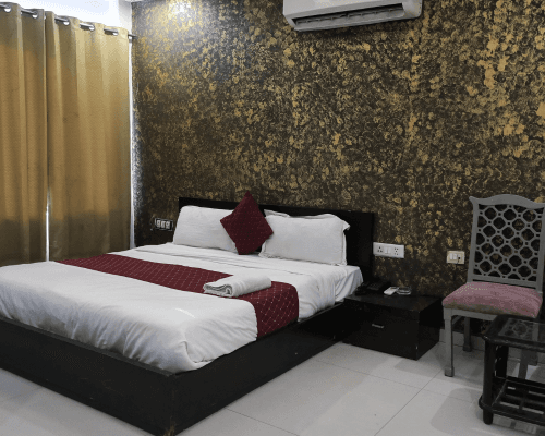 Room Image - undefined